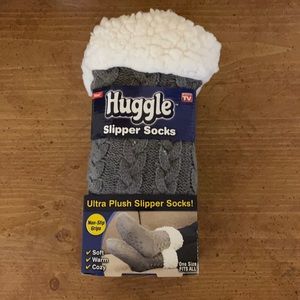 Huggle slipper socks